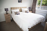 king size double bedroom self catering accommodation